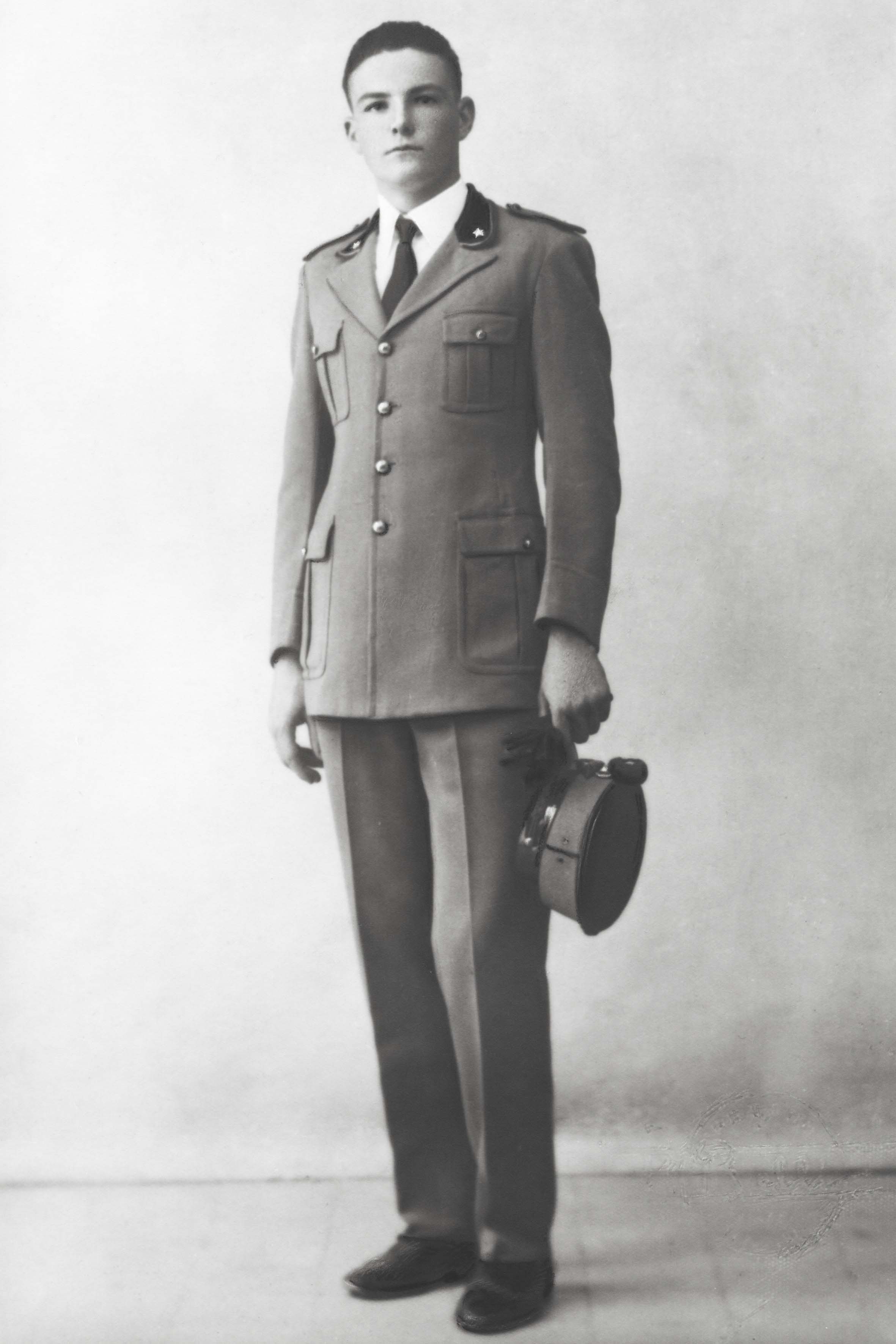 Gianfranco allievo della scuola militare di Roma. 1928.
